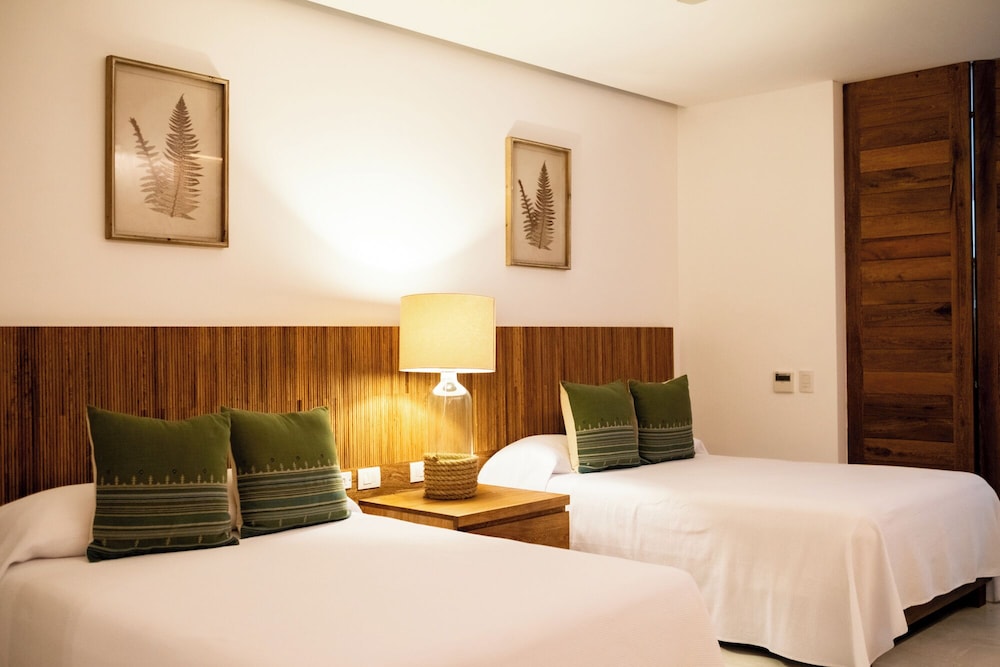 El Careyes Club & Residences