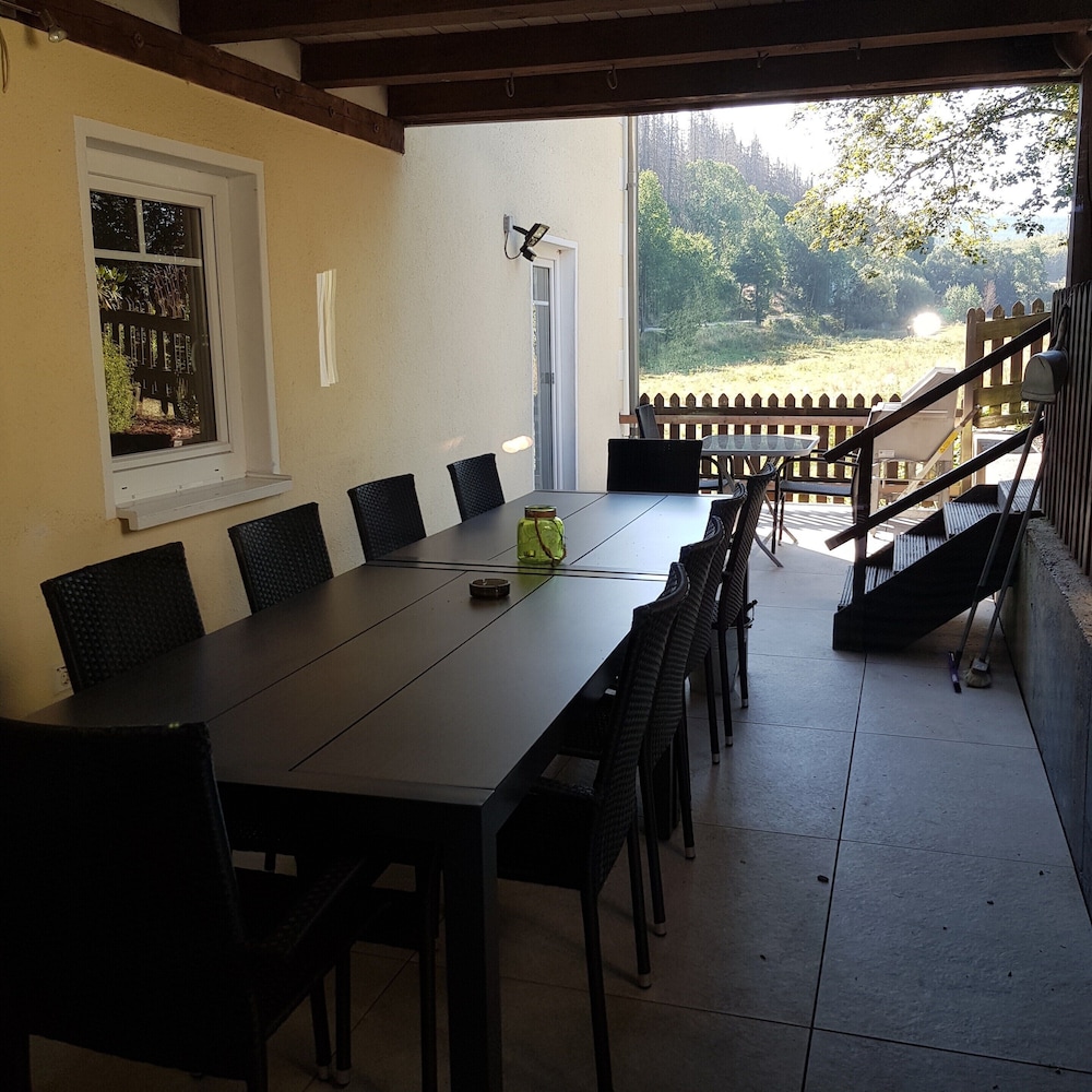 Mill Pond Luxury Escape
