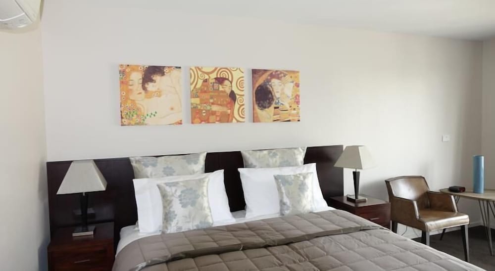 Achilles Motel