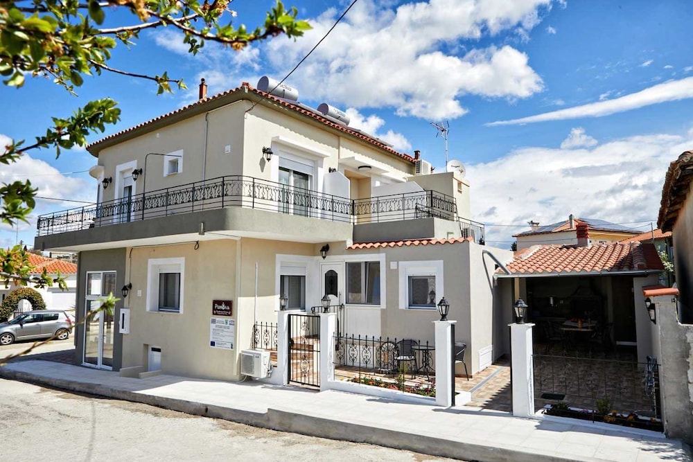 Romilia Guesthouse