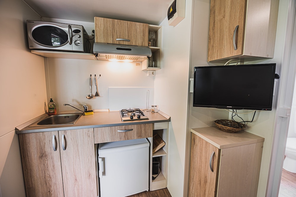 Waterside Retreat Mobile Homes With Thermal Riviera Tickets