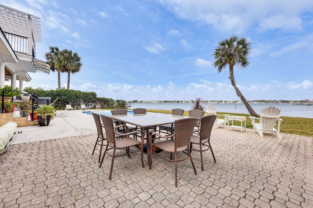 Buena Vista St Augustine: Villa w/ Pool & Dock