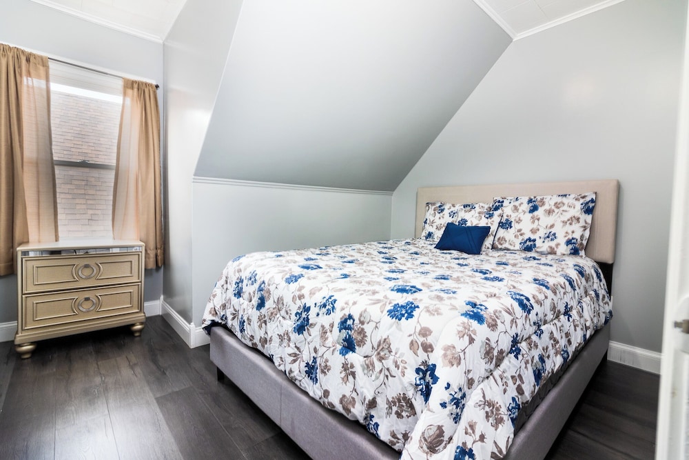 Double House Rental – 11Br Perfect For Big Groups