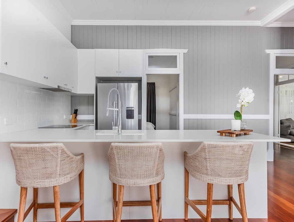 Hamptons White House
