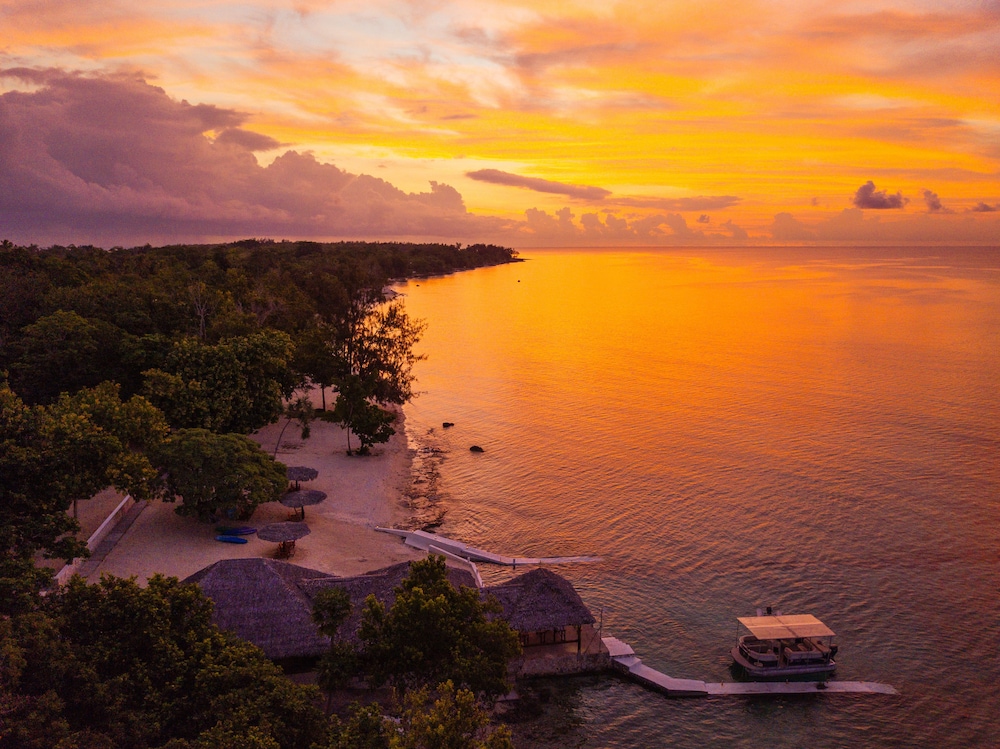 Coco Beach Resort