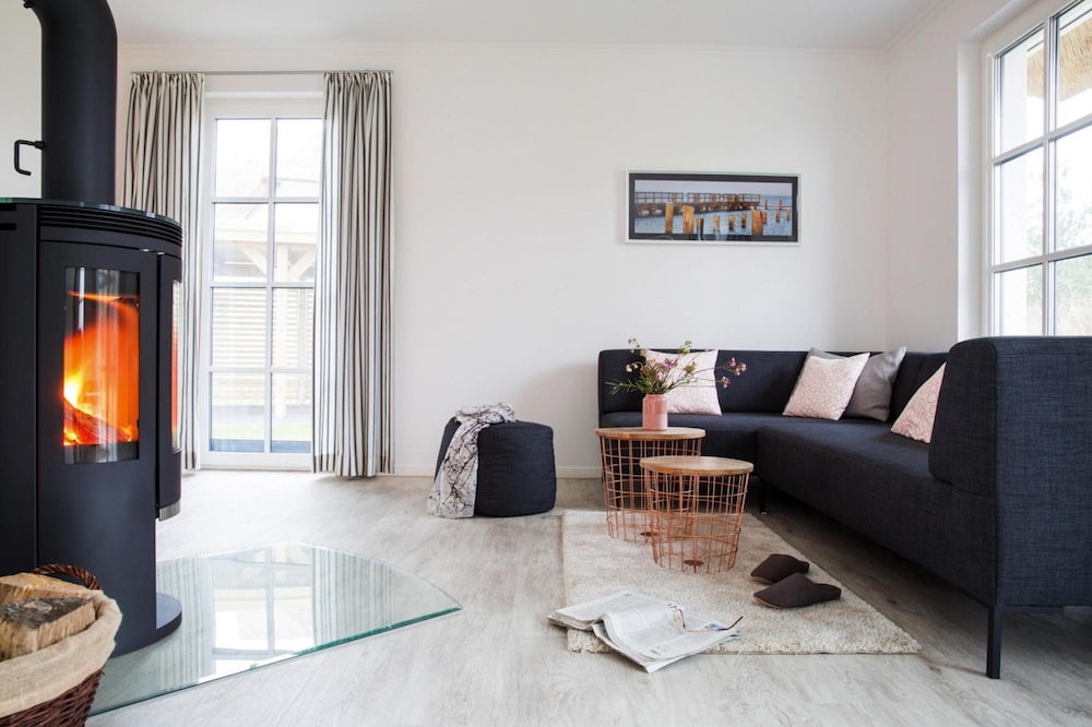 Luxushaus in Bodstedt mit Sauna und Lagune