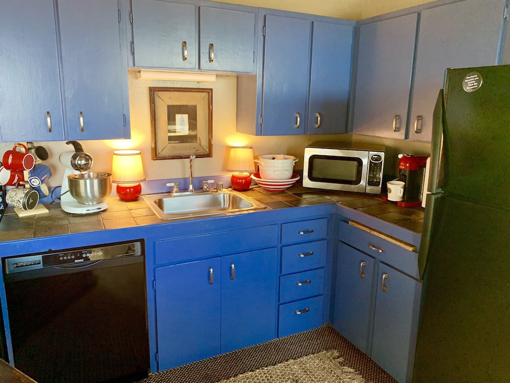 Homer Vacations - Ocean House Inn Condos - Property Image 16