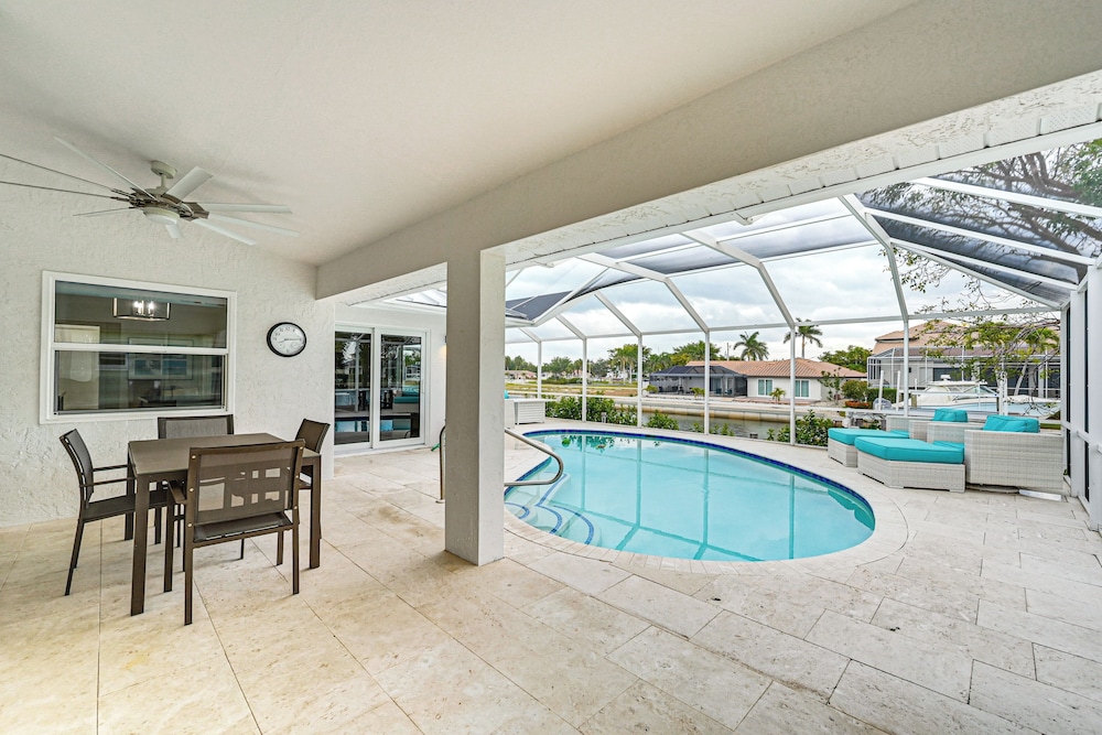 < 1 Mi to Tigertail Beach: Waterfront Gem w/ Dock!