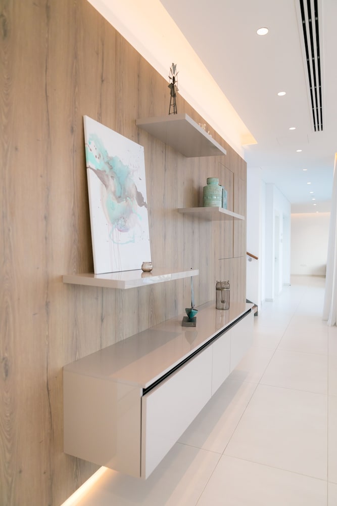 Cove Seaview Villas view 5