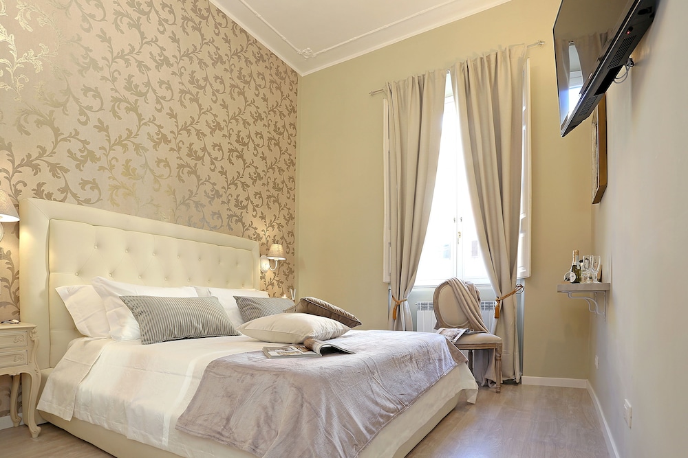 Liberty Rome Suites