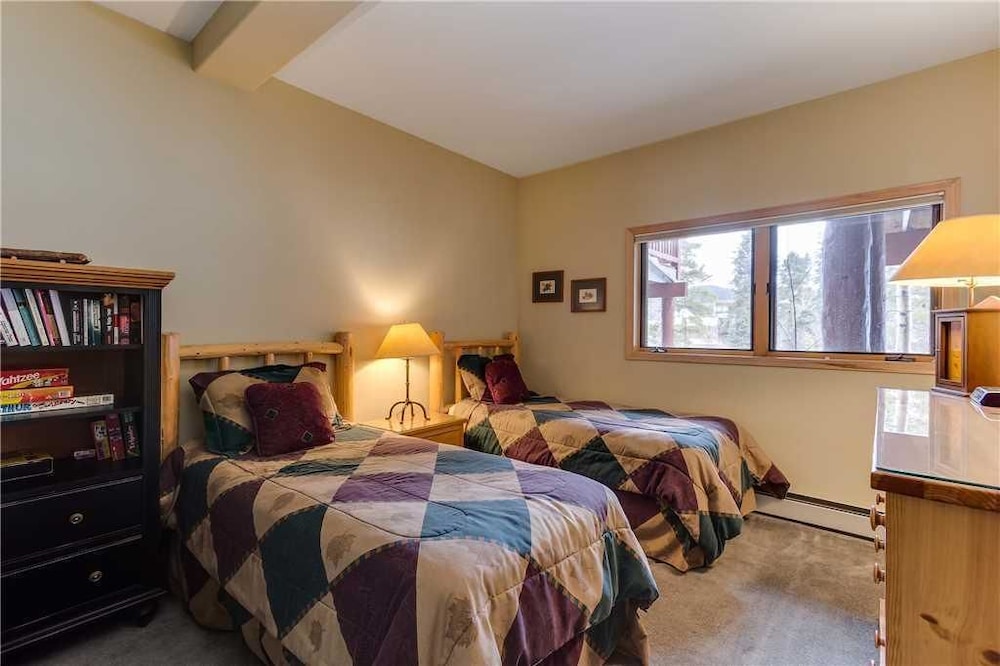 Pines 99 Town House