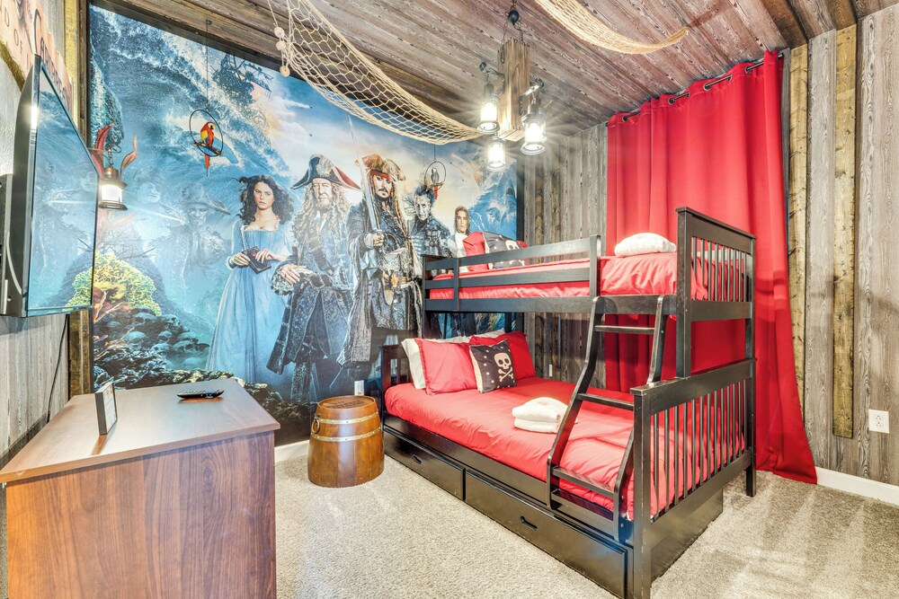 4 Mi to Old Town: Kissimmee Resort Home