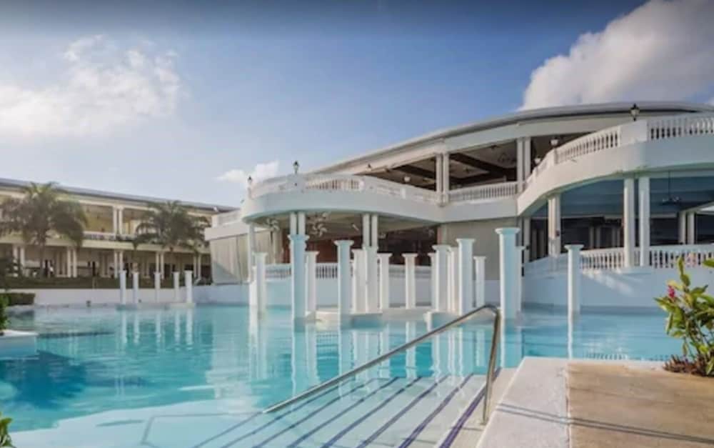 Grand Palladium Lady Hamilton Resort  Spa All Inclusive - Property Image 47