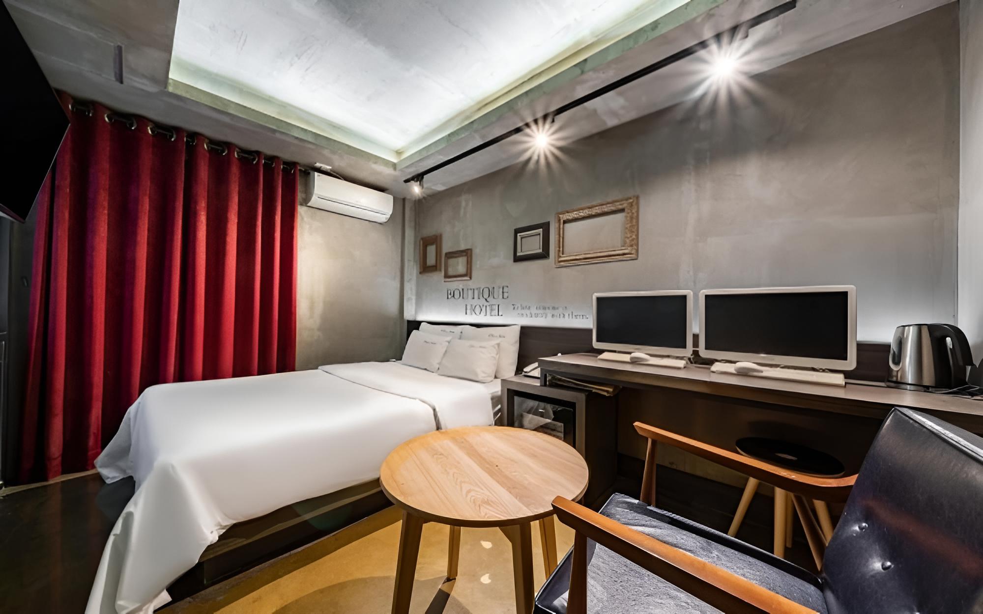 Jongno Hotel Helloinn view 3