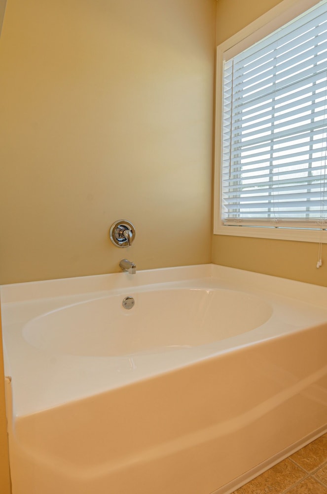 Spacious Gem Near Fort Moore