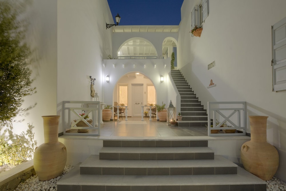 Miland Suites