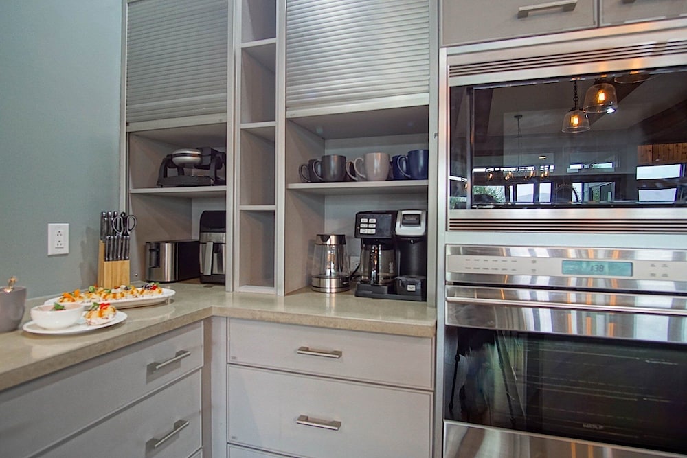 5 Br: Cupp Runneth Over - Luxurious Retreat Nestled 9.7 Miles From Snowshoe