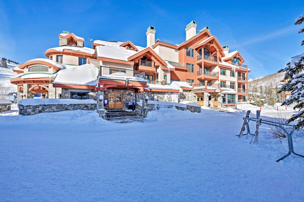 Solitude Creekside Condo-closest to Ski Lift! view 5