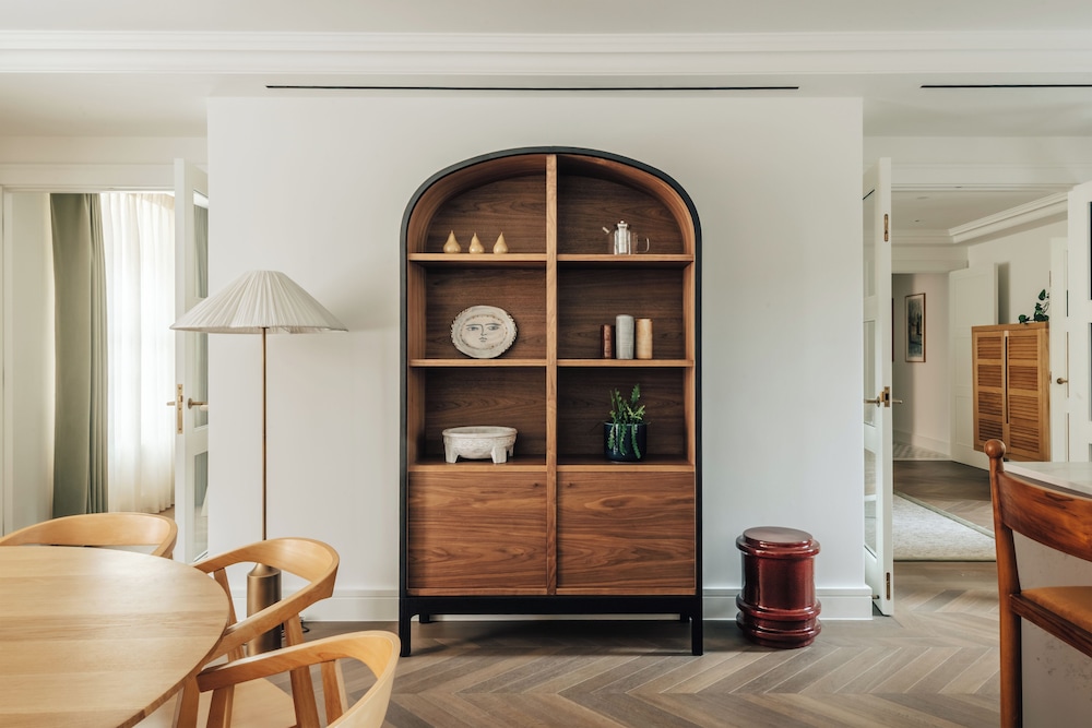 Claridge House by SLO