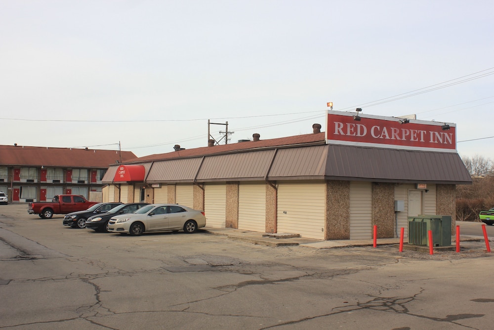 Red Carpet Inn - Louisville