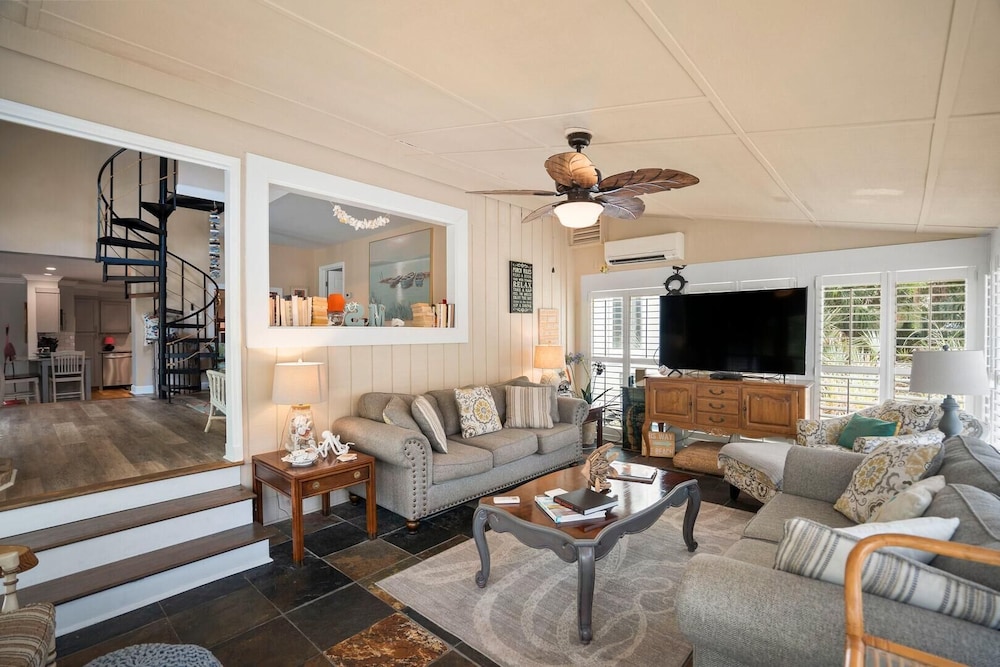 Distinctive Island Living - 835 Bonito Rd, Fripp Island