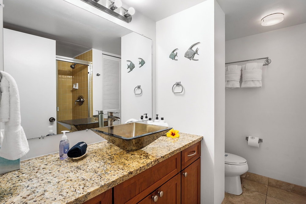 Island Retreat With Concierge - Central AC - Walk to Beach - Vrkcv