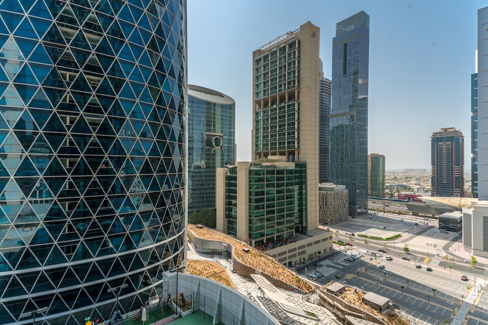 Lux BnB DIFC 2BDR Park Towers