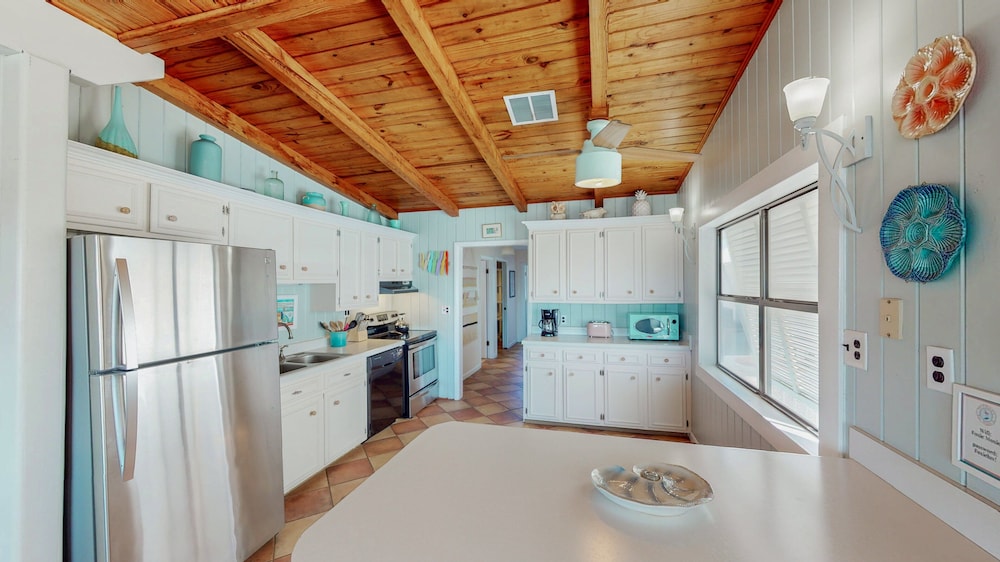 Charming 3br/2ba Boho Beach Cottage in Gulf Shores