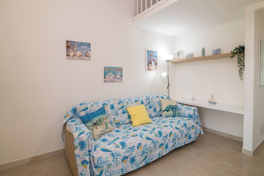 Dimora Ibiscus 50m From Beach photo 5