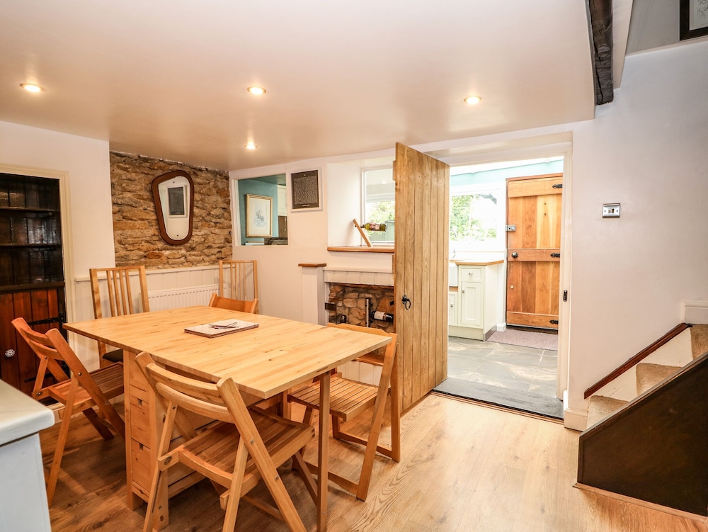 Apple Tree Cottage