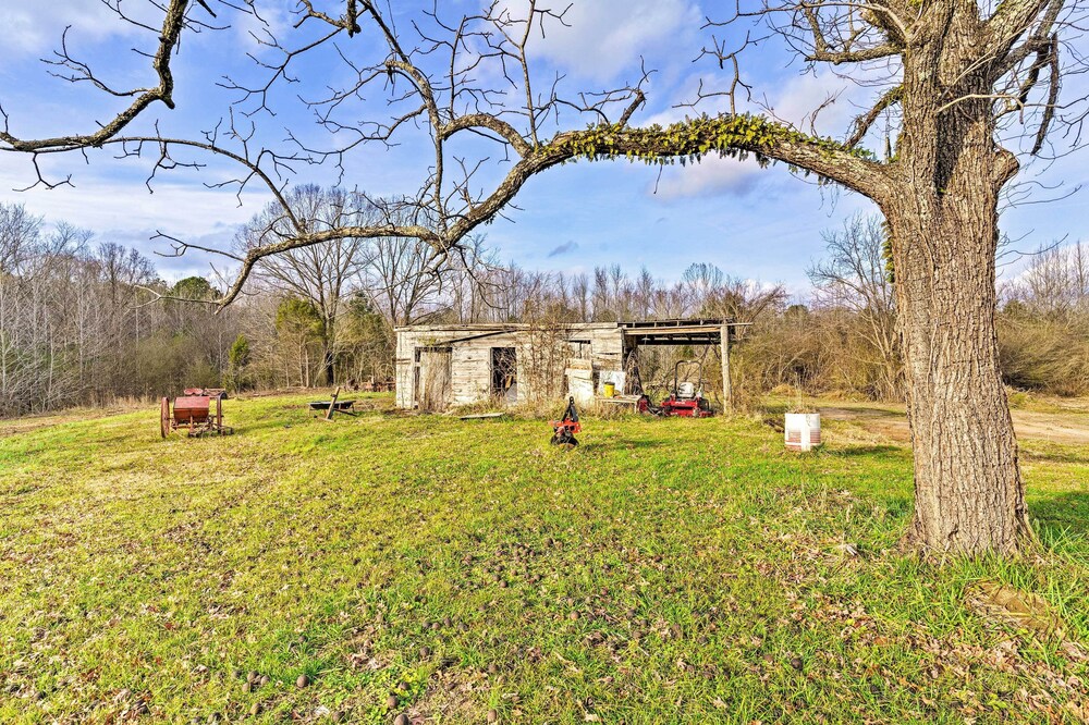 Oxford Vacations - Oxford Home on Private Land < 7 Mi to Dtwn! - Property Image 9