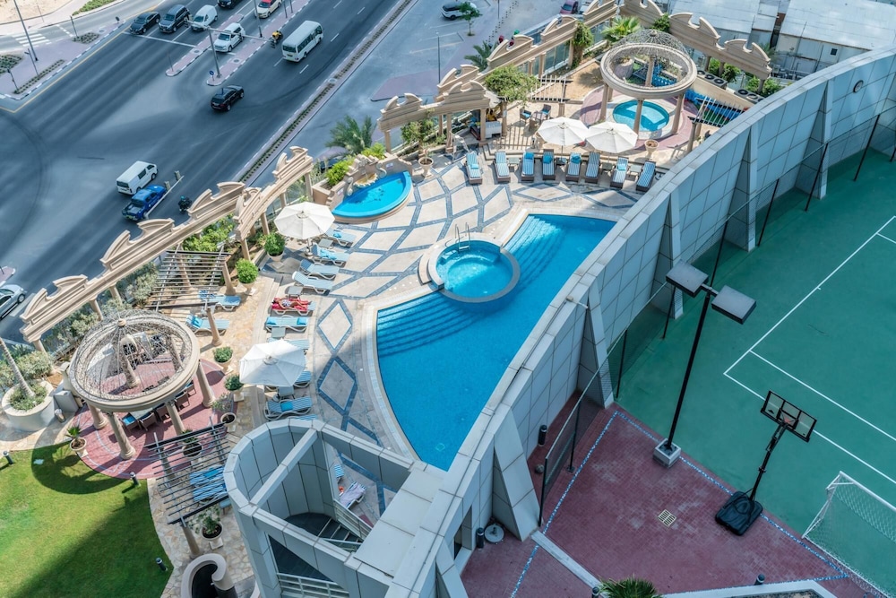 Luxe Studio Sleeps 2 Balcony Gym Tennis