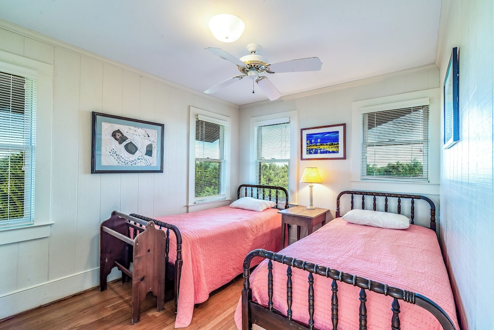 Lachicotte Vacation Rentals