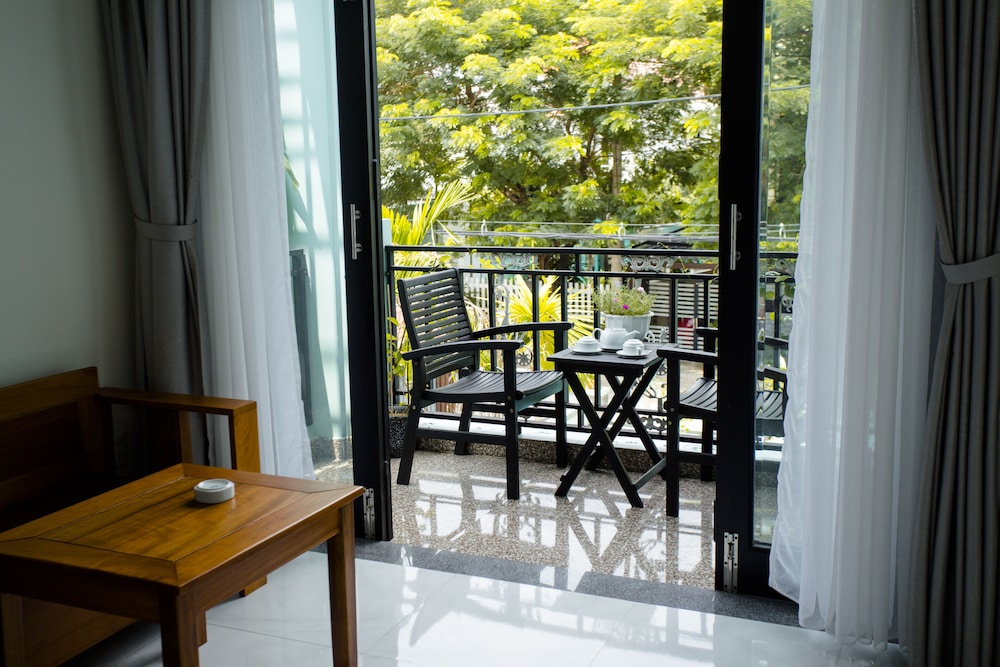 Magnolia Garden Villa
