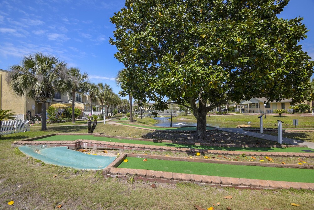 Gulf Highlands by Book That Condo