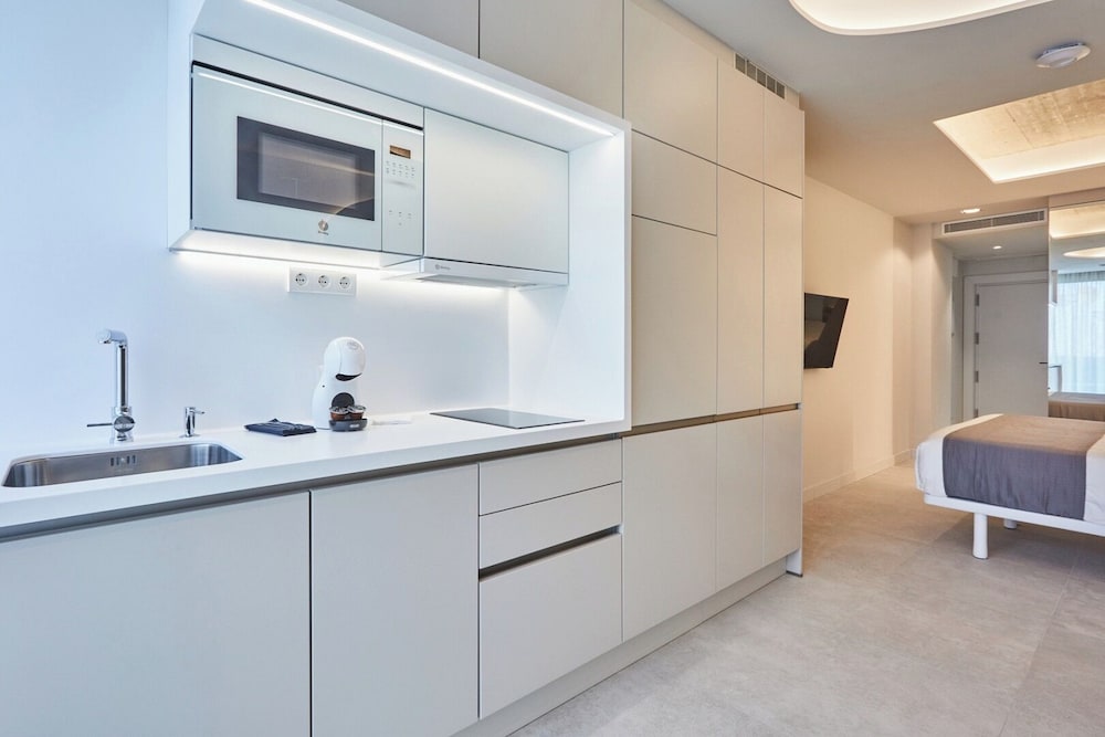 Silken Atlantis Suite – Holiday Homes