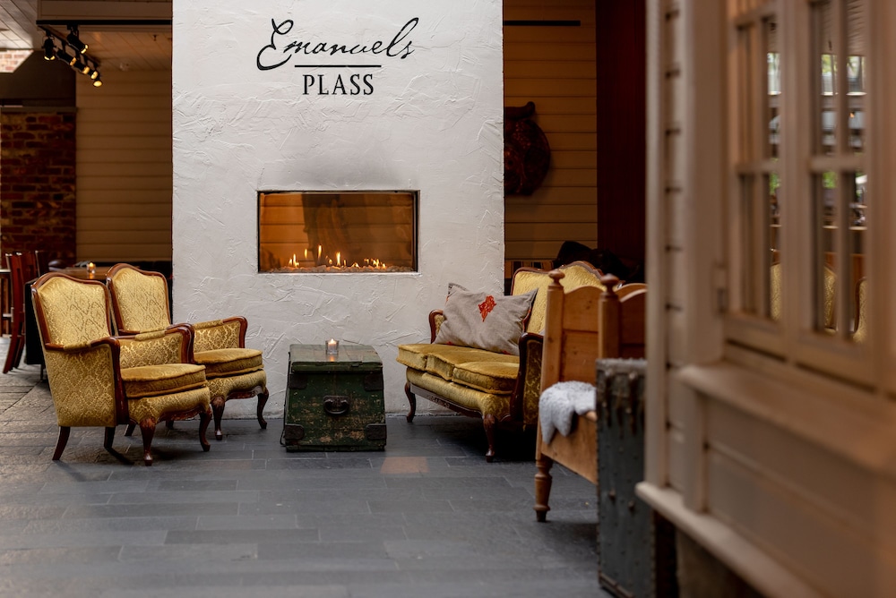 Sandnes Vacations - GamlaVrket Gjstgiveri og Tracteringssted - Property Image 34