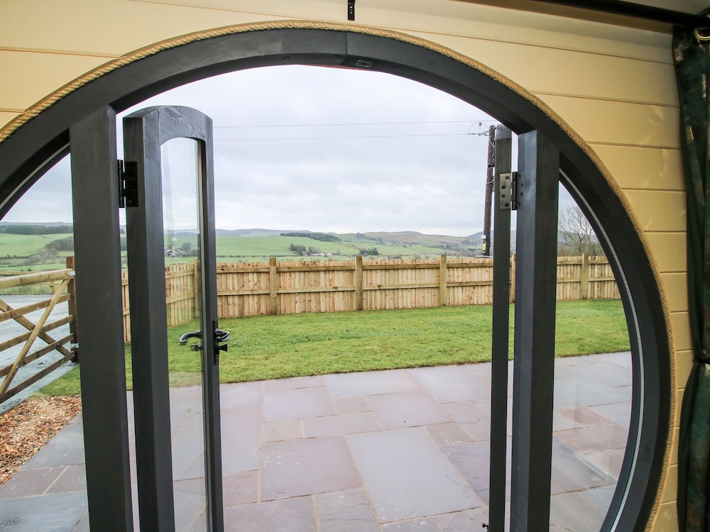 Callow Pod