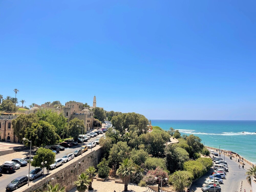 1604 Tel aviv