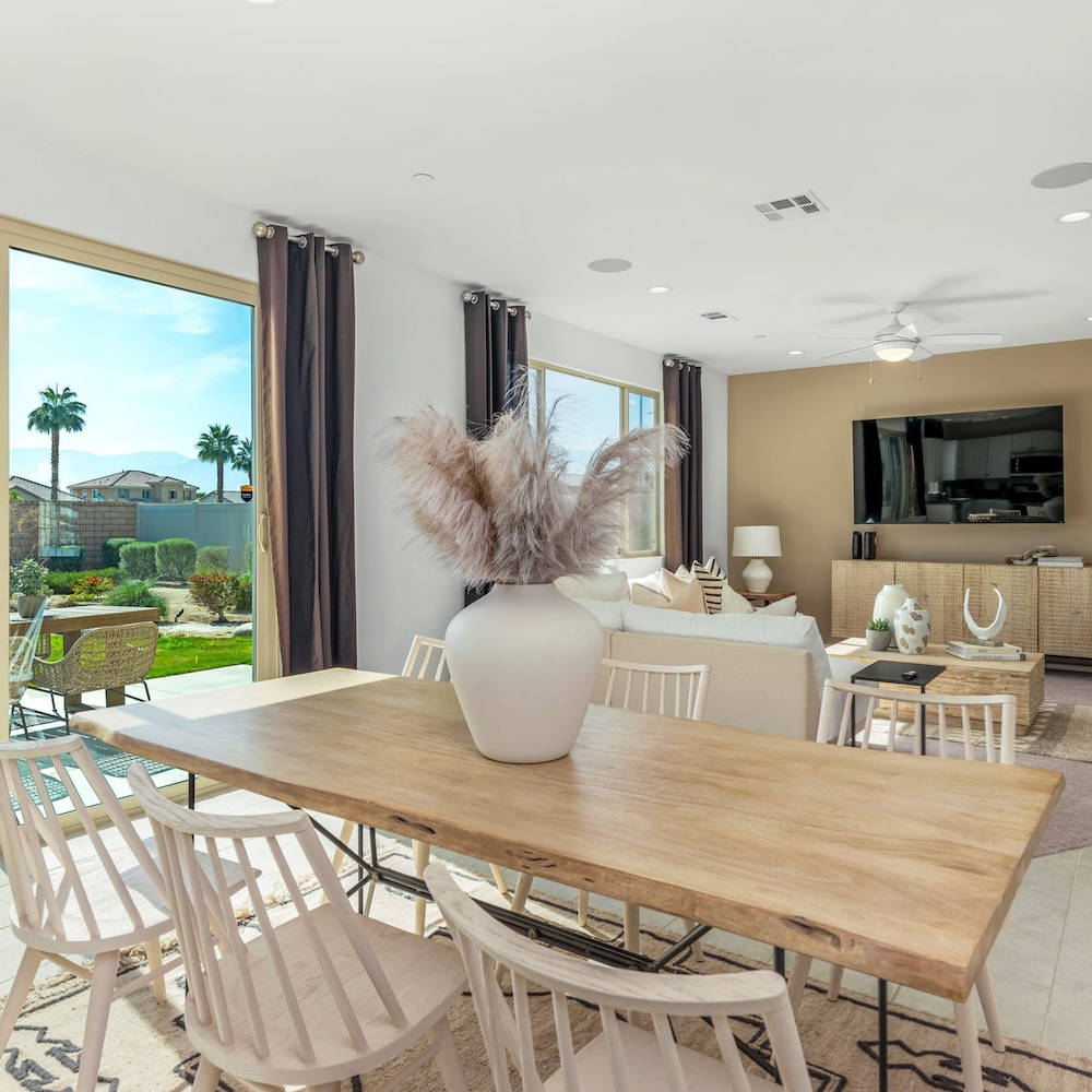 5br Family Home in Coachella Valley