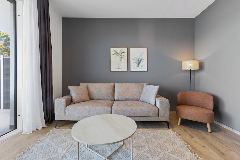 Maria Blick Lake View Apartments