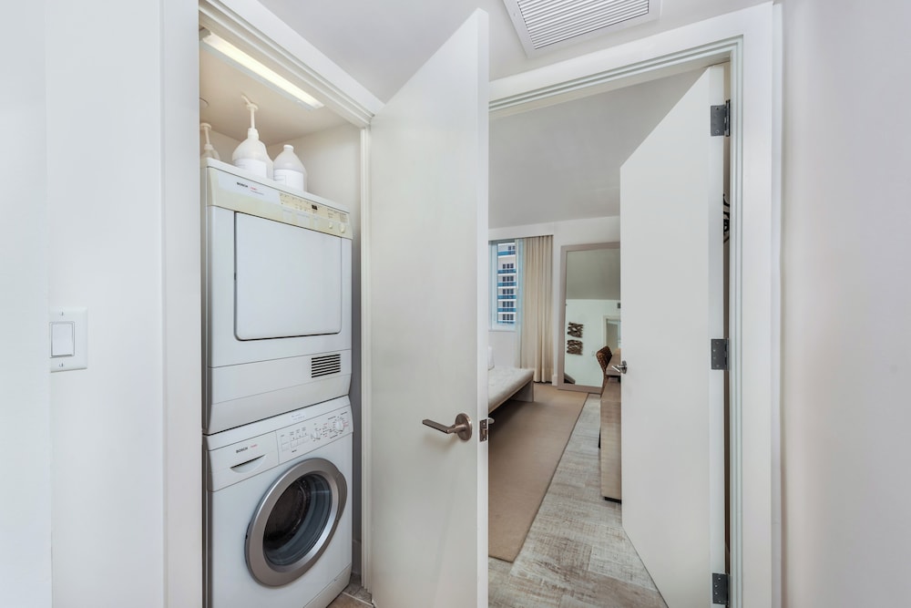 Luxury Vacation Rentals at 1 Hotel & Homes by LRMB