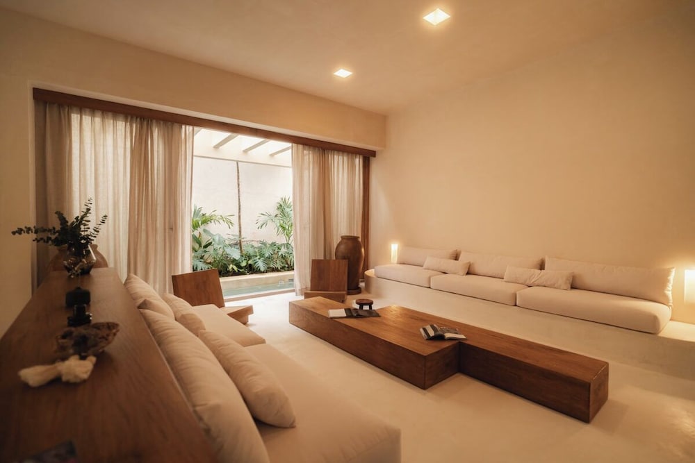Casa Leela - M11