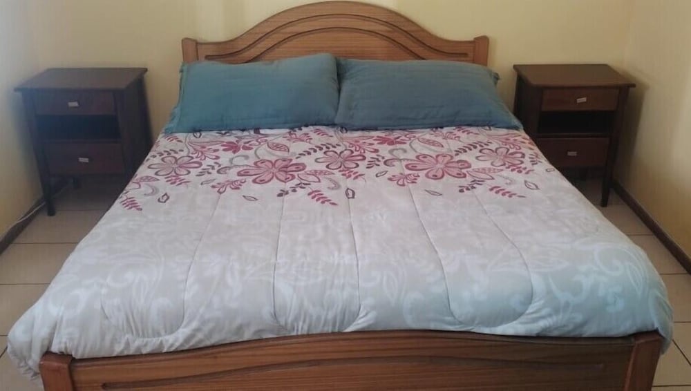 Hostal Plaza Carrera
