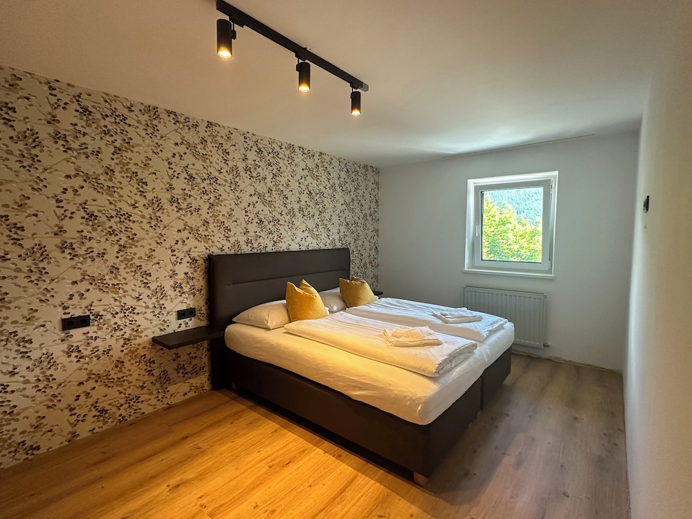 Tevini Alpine Apartments by we rent