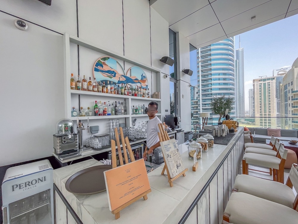 Spacious Cozy 2-bedroom Apartment in Dubai Marina