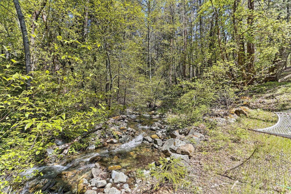 Vibrant Weaverville Escape w/ Deck & Creek!