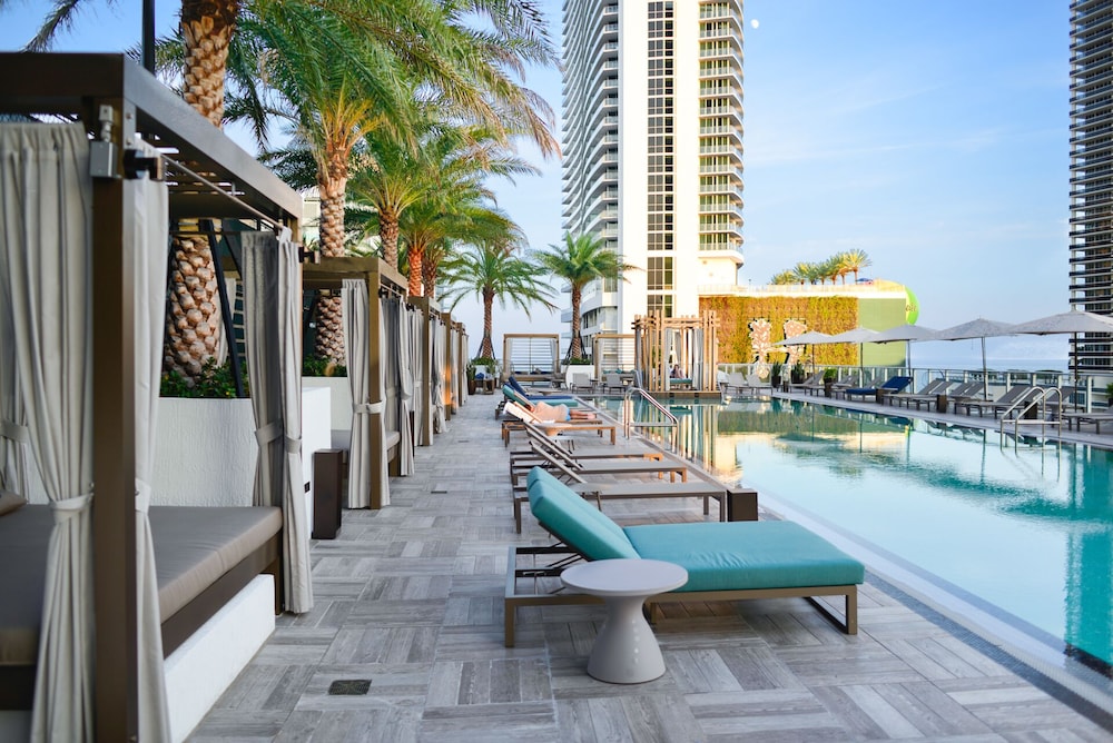 Amazing 2BR Hyde Beach House Ocean Views - Image 2