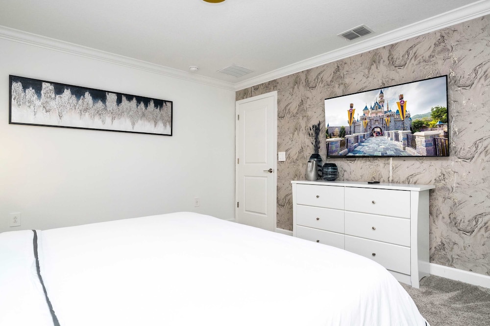 Magical Stay Mickey and Harry Potter Rooms