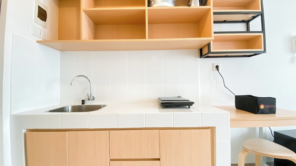 Compact And Minimalist Studio At Tokyo Riverside Pik 2 Apartment